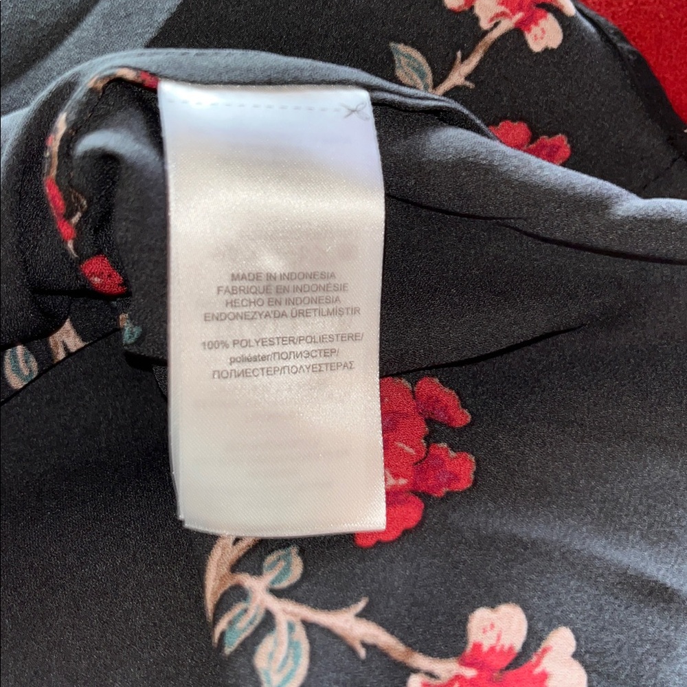 Lauren Ralph Lauren dark Floral Sheer Blouse 1X Black Gold Button Top - Picture 8 of 8